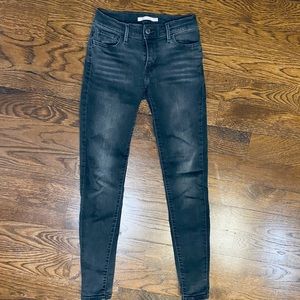 Levi’s 710 Super Skinny Jeans in Dusk Rinse Excellent Condition 26”Wx 30”L